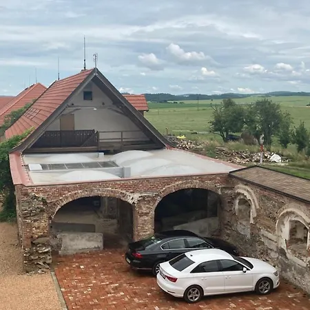 Farma Svinna Apartment Hlohovice